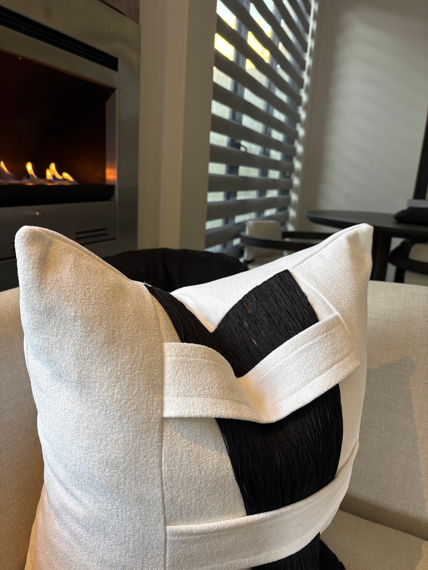 Classic Textured White Scatter with Black Fringe Detail
